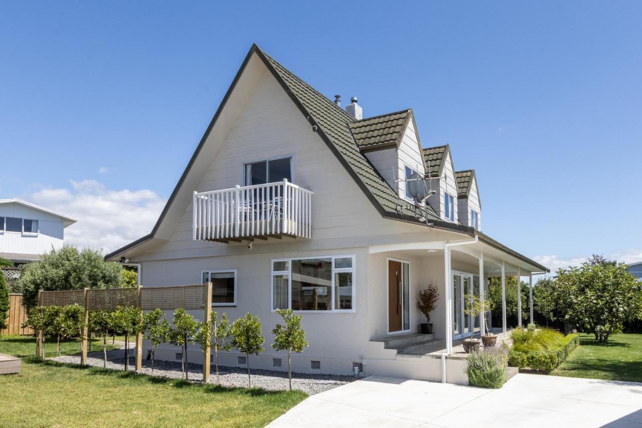 Live Large In The Village Havelock North Εξωτερικό φωτογραφία
