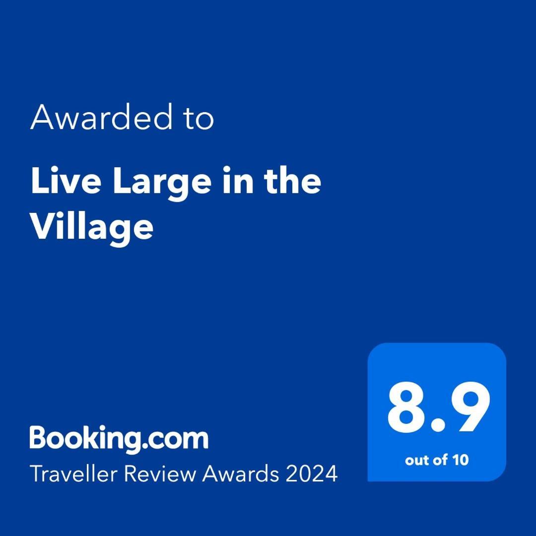 Live Large In The Village Havelock North Εξωτερικό φωτογραφία